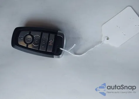 2021 Ford Edge Titanium z USA, uszkodzony, nr VIN 2FMPK4K90MBA39814